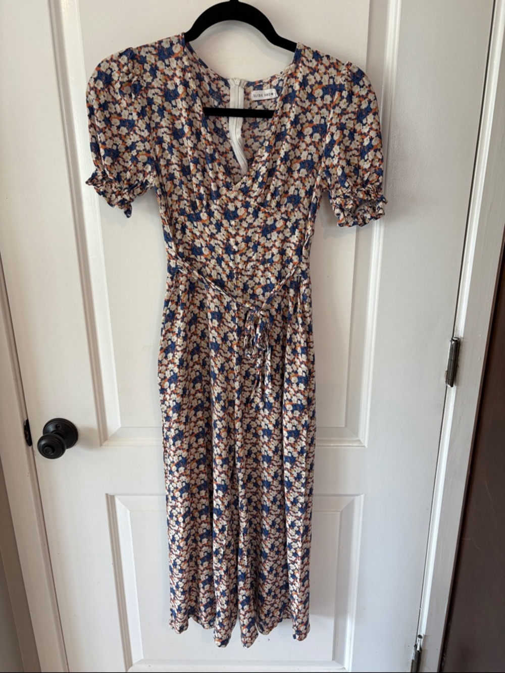 Adorable Floral Button Front Jumper w/ Puff Sleeves, Cropped - GUC, size 6